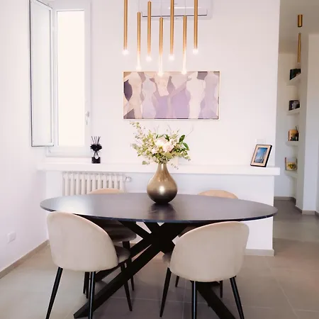 Via Dante Luxury Home Bari Esterno foto